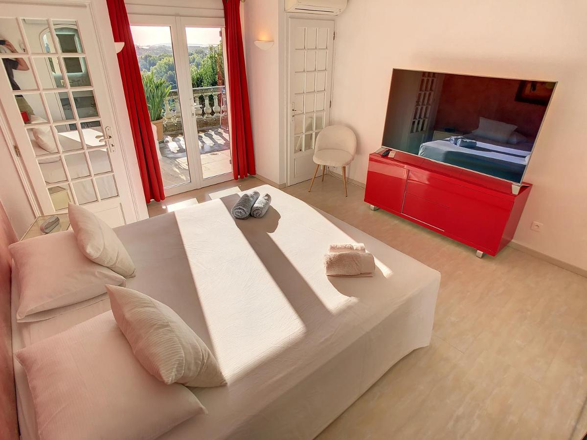 3 Bedrooms Villa Near Cannes - Pool & Jacuzzi - Sea View Mandelieu-la-Napoule Exterior photo