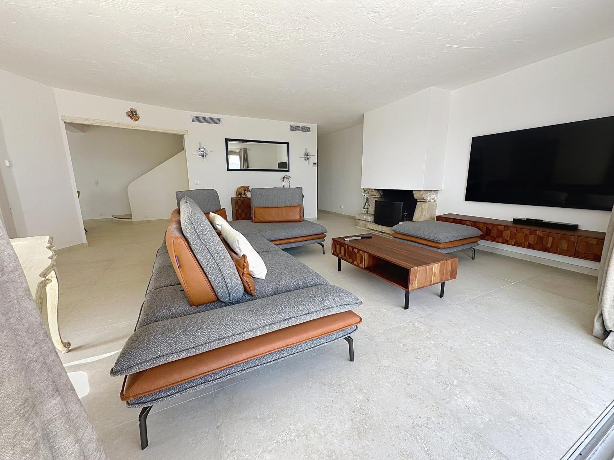 3 Bedrooms Villa Near Cannes - Pool & Jacuzzi - Sea View Mandelieu-la-Napoule Exterior photo